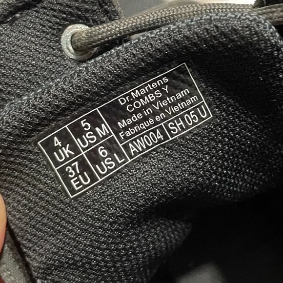 Dr. Martens Combs Y Black Combat Boots Ladies 6 Men’s 5 - Picture 4 of 11